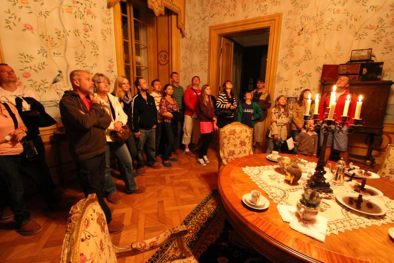 Knížecí nedělní pobyt s večeří, wellness a prohlídkou zámku s ochutnávkou vína